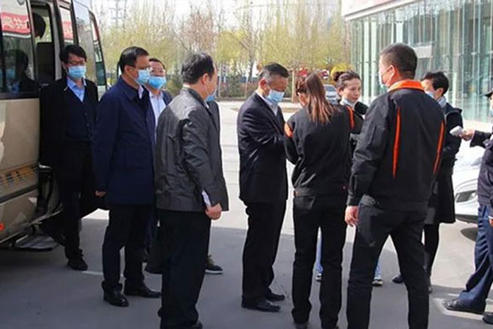 自治区政协副主席王紫云一行考察调研EBET易博机器人